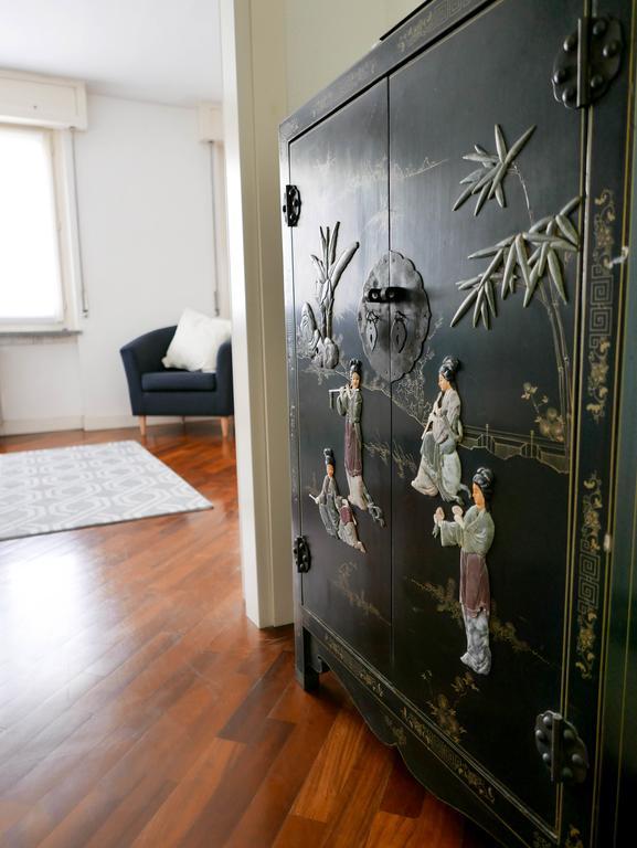 Guesthouse Flora Lodi Luaran gambar