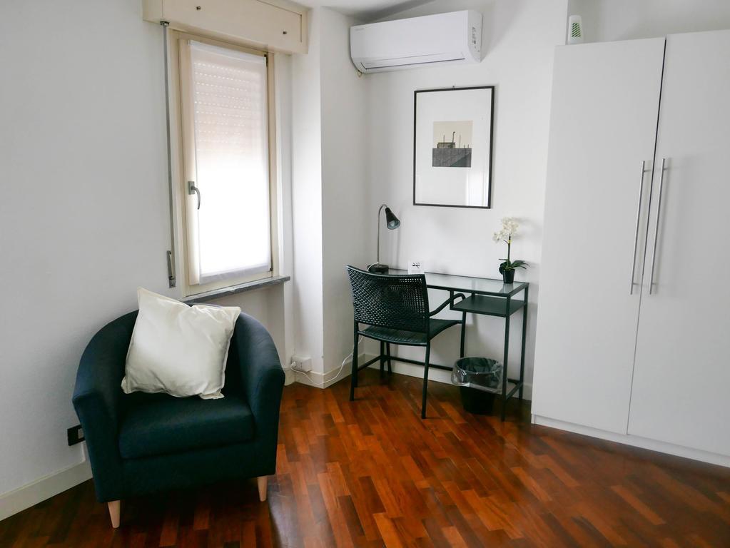 Guesthouse Flora Lodi Luaran gambar